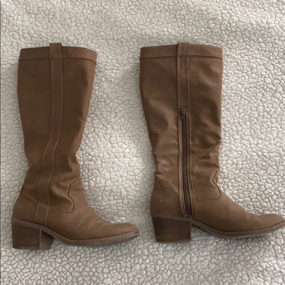 Dolce Vita brown tall boots size 8